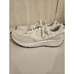 Size 9.5 Women’s Nike Waffle Debut Sneaker Shoes DH9523-100 White Grey